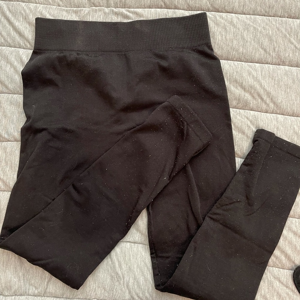 Black leggings
